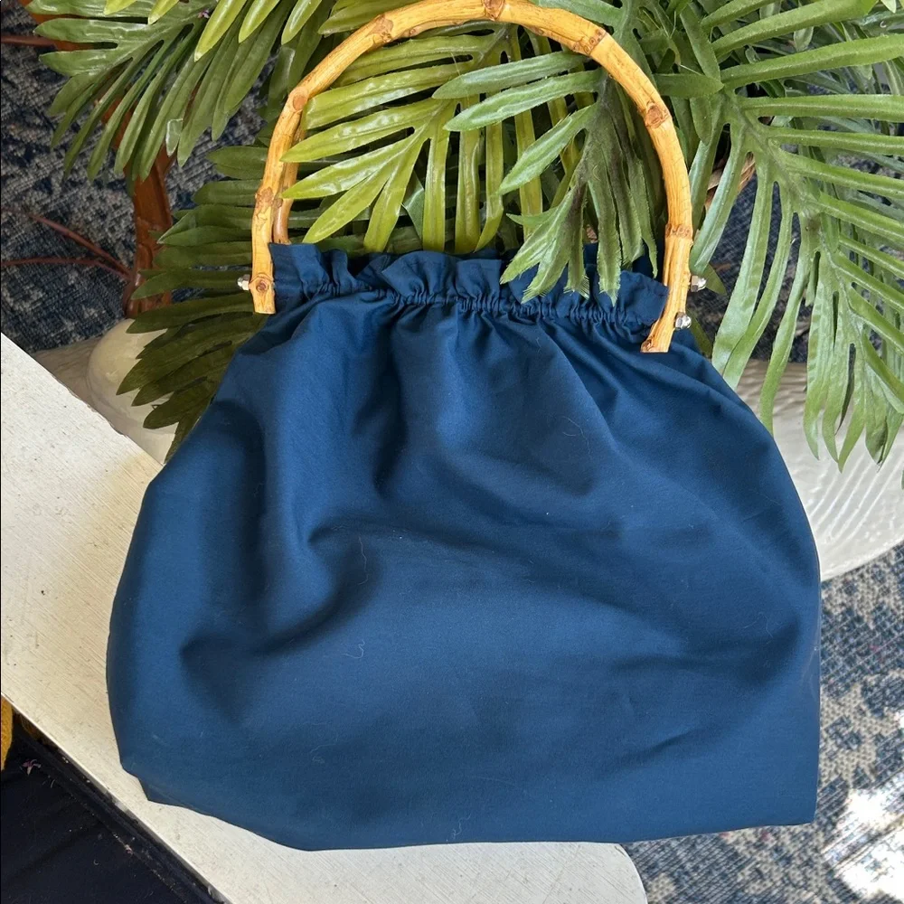 Vintage 70’s Navy Bag with Hand-Painted Strawberries & Bamboo Handles - Picture 5 of 10
